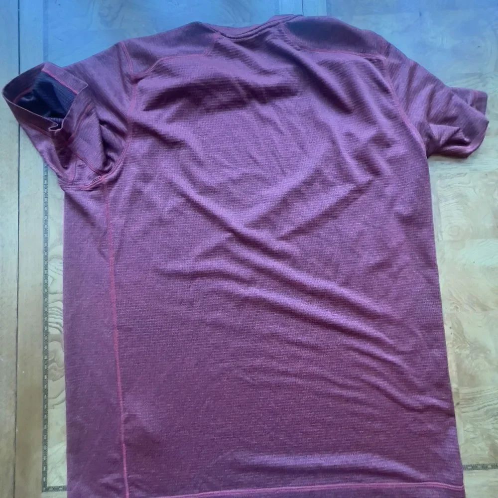 Nike Dri Fit Tee! - Picture 3 of 5